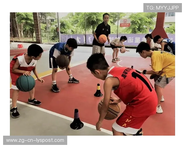 世界篮球联赛在推广中开展青少年夏季训练营与跨国交流项目，青少年篮球训练夏令营